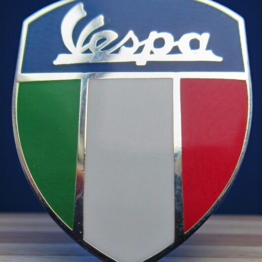 SC33 - Scooter Mod Badge